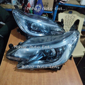 Toyota Mark X 2015 xenon headlights