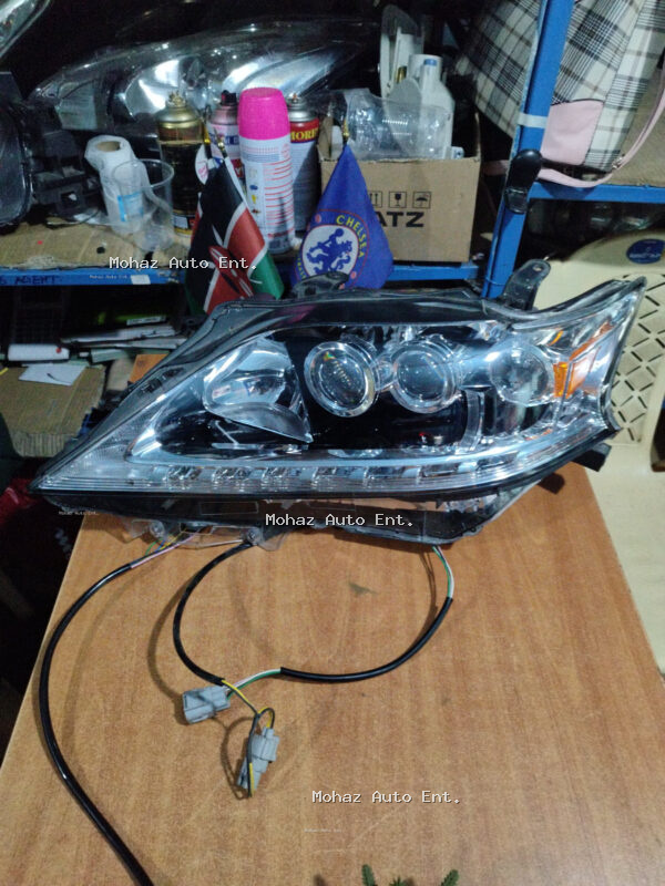 Toyota Lexus Rx 450 Headlight