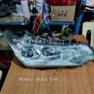 Toyota Fielder 2015 non xenon Headlight