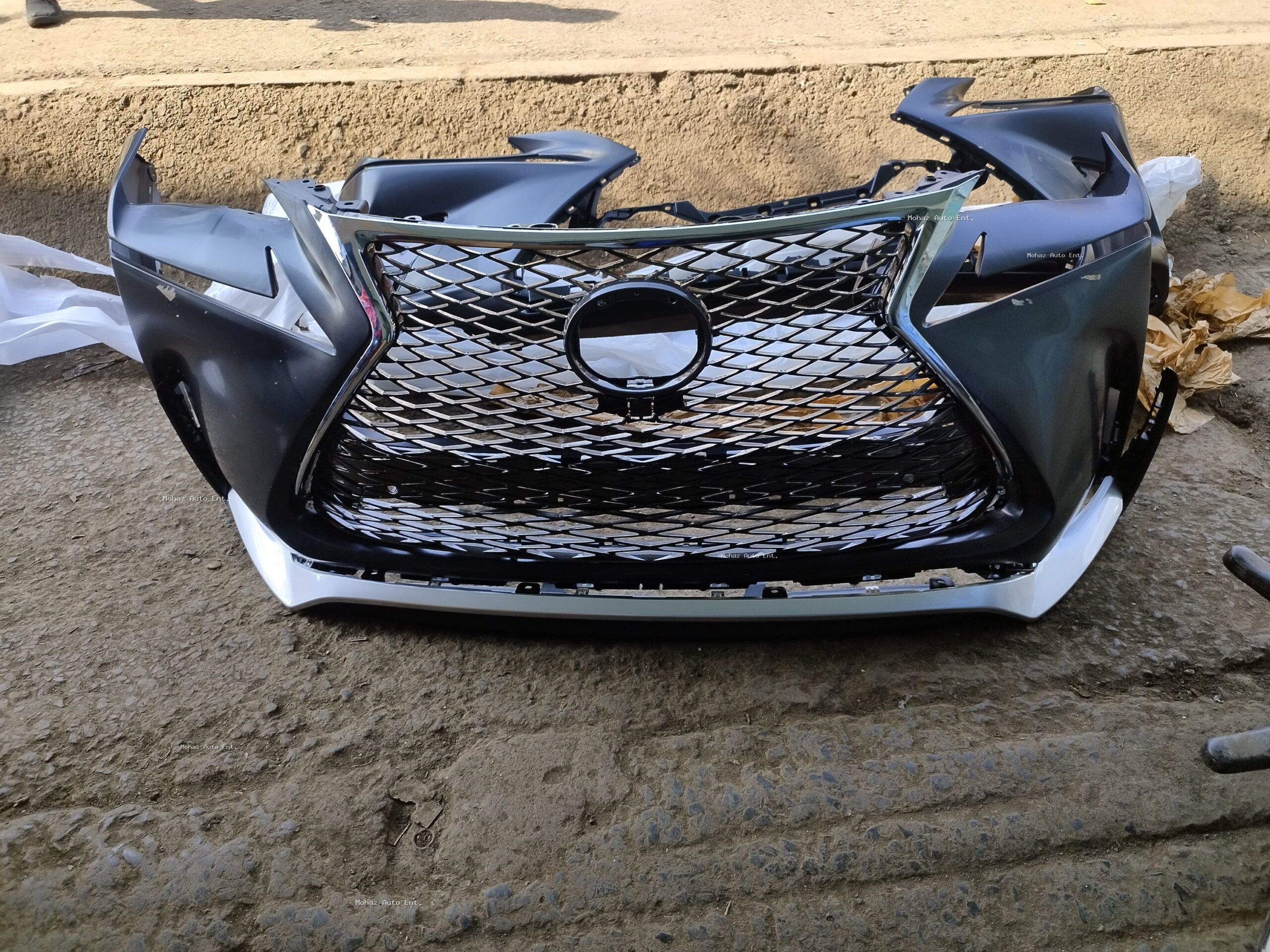 Toyota Lexus Nx-200t Front Bumper 2018