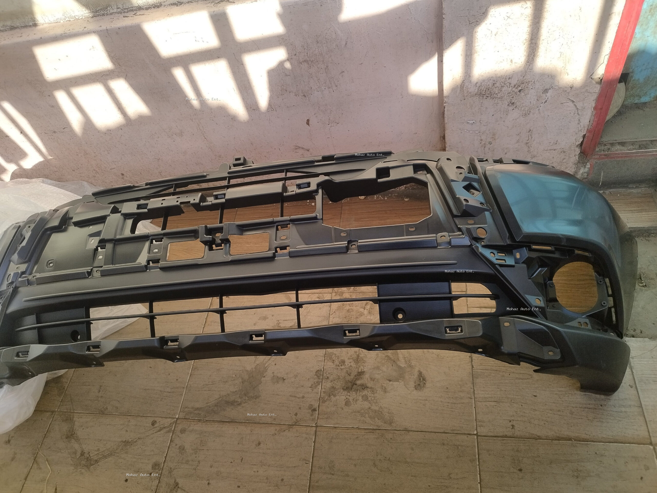 Mitsubishi Outlander 2018 front bumper