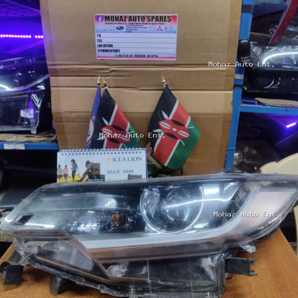Toyota Allion 270 Headlight