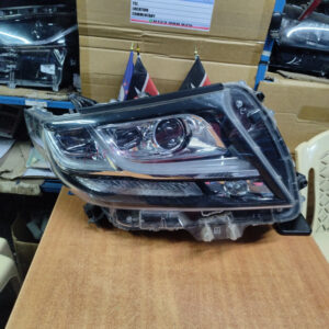 Toyota Alphard 2015 xenon Headlight