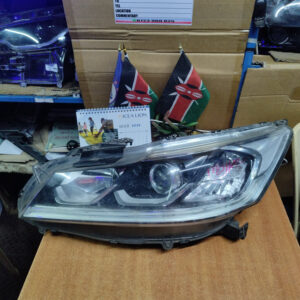 Honda Accord 2016-2017 non xenon Headlight
