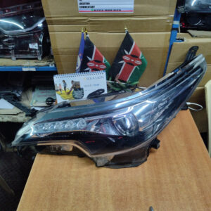 Toyota Fortuner 2014 Headlight