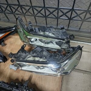 Toyota Land cruiser 200 Series Headlight