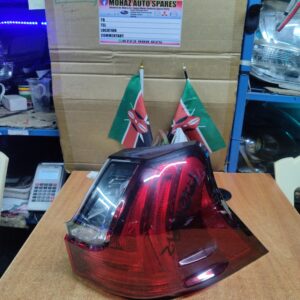 Toyota Lexus 570 Taillight