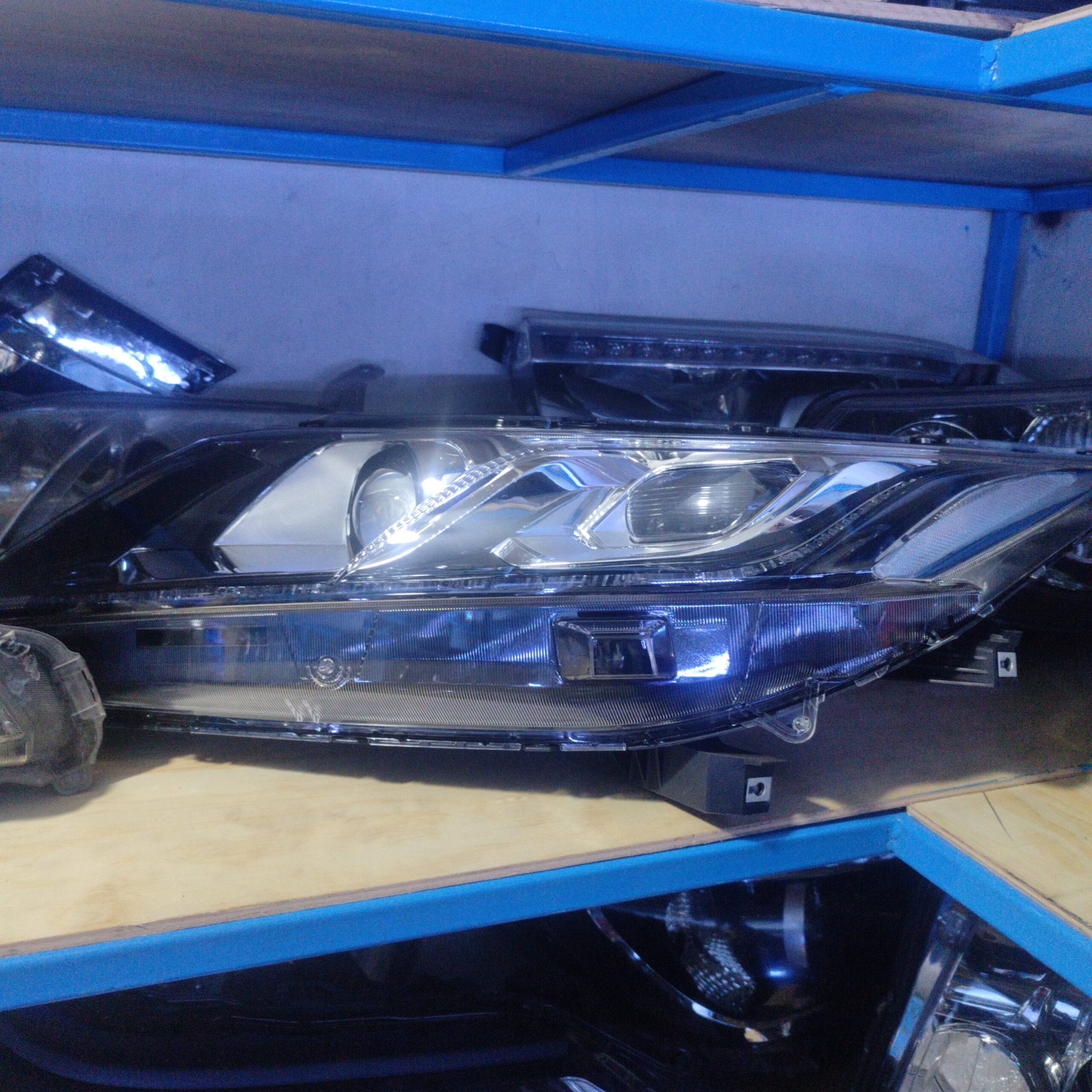 Mistubishi Eclipse Cross Headlight